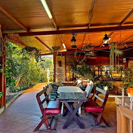 בית נופש Exquisite Rural House With Garden, Pool And Views. Arico Viejo